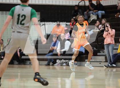 Thumbnail 2 in Southlake Carroll vs Haltom photogallery.