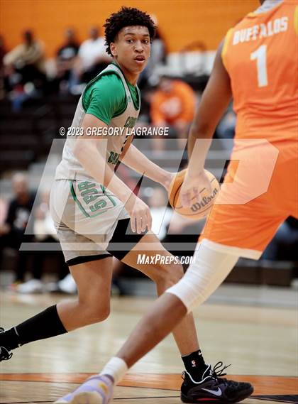 Thumbnail 1 in Southlake Carroll vs Haltom photogallery.