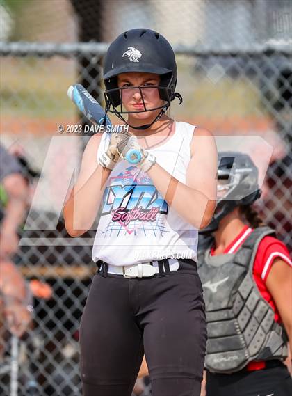 Thumbnail 1 in Western Dubuque vs North Linn (West Delaware Invitational) photogallery.
