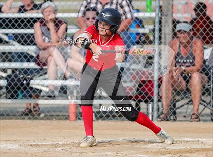 Thumbnail 2 in Western Dubuque vs North Linn (West Delaware Invitational) photogallery.