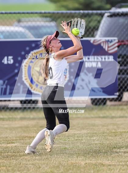 Thumbnail 1 in Western Dubuque vs North Linn (West Delaware Invitational) photogallery.
