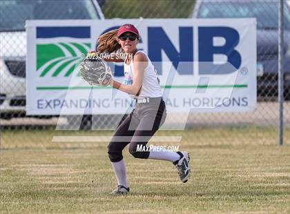 Thumbnail 2 in Western Dubuque vs North Linn (West Delaware Invitational) photogallery.