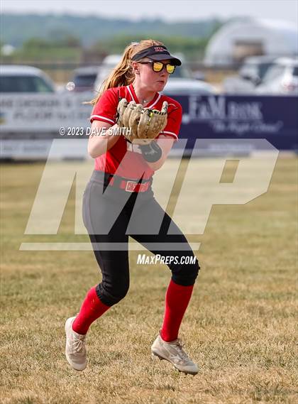 Thumbnail 1 in Western Dubuque vs North Linn (West Delaware Invitational) photogallery.