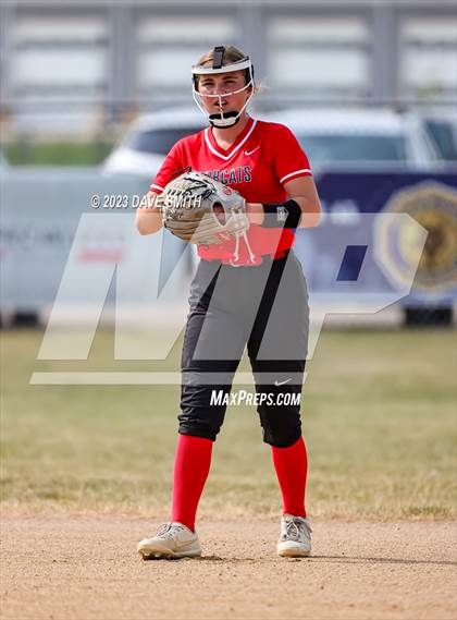 Thumbnail 1 in Western Dubuque vs North Linn (West Delaware Invitational) photogallery.