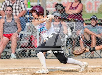 Thumbnail 1 in Western Dubuque vs North Linn (West Delaware Invitational) photogallery.