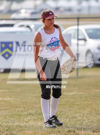 Thumbnail 3 in Western Dubuque vs North Linn (West Delaware Invitational) photogallery.