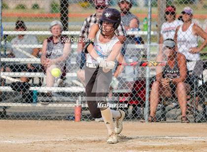 Thumbnail 2 in Western Dubuque vs North Linn (West Delaware Invitational) photogallery.
