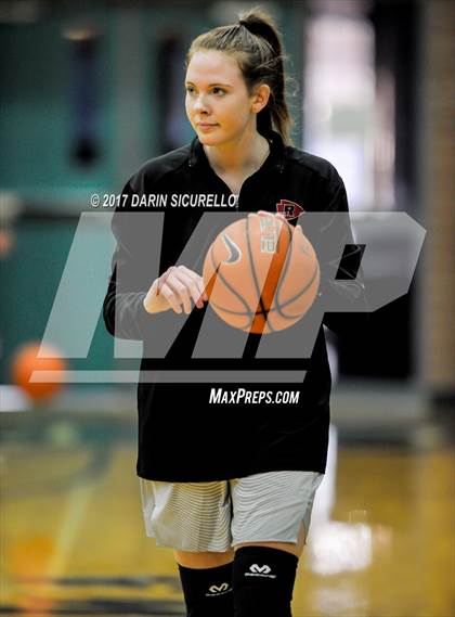 Thumbnail 1 in Riverdale vs. Homewood-Flossmoor (NIKE Tournament of Champions) photogallery.