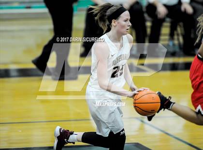 Thumbnail 1 in Riverdale vs. Homewood-Flossmoor (NIKE Tournament of Champions) photogallery.