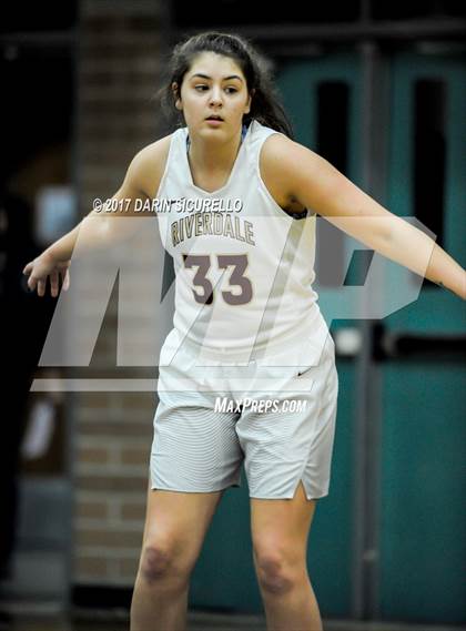 Thumbnail 1 in Riverdale vs. Homewood-Flossmoor (NIKE Tournament of Champions) photogallery.
