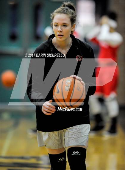 Thumbnail 1 in Riverdale vs. Homewood-Flossmoor (NIKE Tournament of Champions) photogallery.