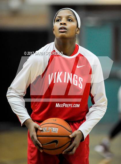 Thumbnail 3 in Riverdale vs. Homewood-Flossmoor (NIKE Tournament of Champions) photogallery.
