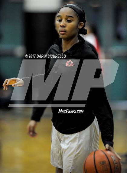 Thumbnail 3 in Riverdale vs. Homewood-Flossmoor (NIKE Tournament of Champions) photogallery.