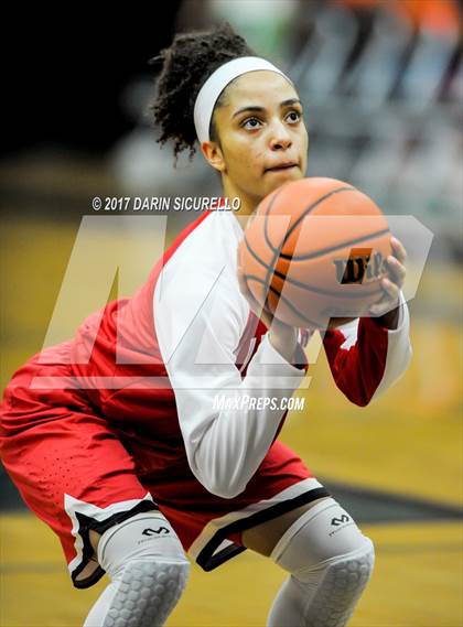 Thumbnail 1 in Riverdale vs. Homewood-Flossmoor (NIKE Tournament of Champions) photogallery.