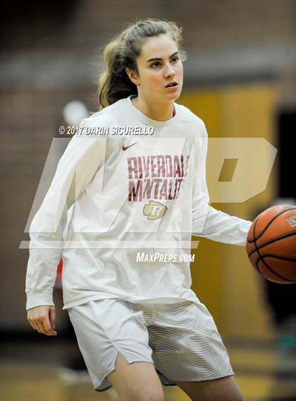 Thumbnail 2 in Riverdale vs. Homewood-Flossmoor (NIKE Tournament of Champions) photogallery.