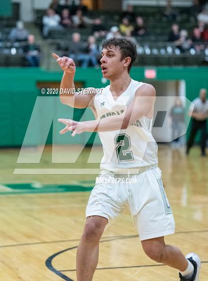 Thumbnail 3 in United vs. Canton Central Catholic photogallery.