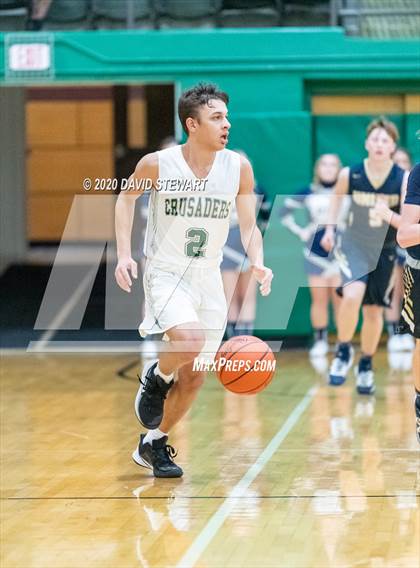 Thumbnail 2 in United vs. Canton Central Catholic photogallery.