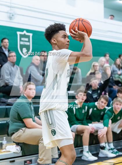 Thumbnail 1 in United vs. Canton Central Catholic photogallery.
