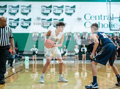 Thumbnail 2 in United vs. Canton Central Catholic photogallery.