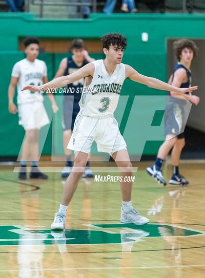 Thumbnail 3 in United vs. Canton Central Catholic photogallery.