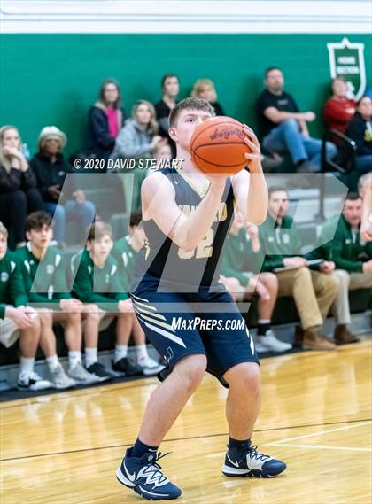 Thumbnail 3 in United vs. Canton Central Catholic photogallery.