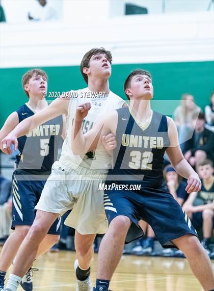 Thumbnail 3 in United vs. Canton Central Catholic photogallery.