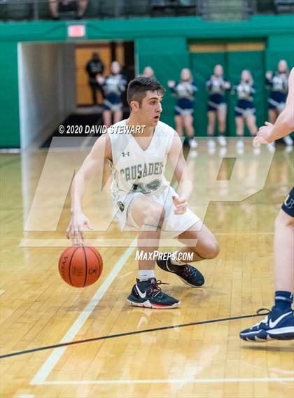 Thumbnail 1 in United vs. Canton Central Catholic photogallery.