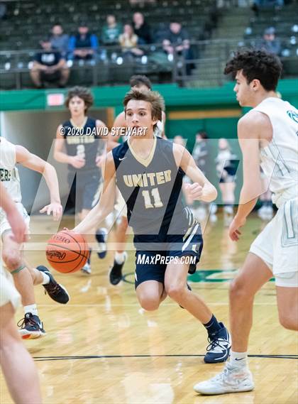 Thumbnail 1 in United vs. Canton Central Catholic photogallery.
