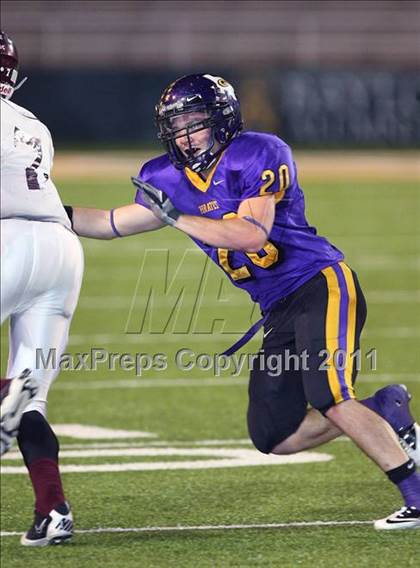 Thumbnail 3 in Granbury vs. Killeen ( 4A Division 1  Bi-District Playoff ) photogallery.