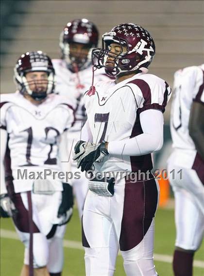 Thumbnail 3 in Granbury vs. Killeen ( 4A Division 1  Bi-District Playoff ) photogallery.