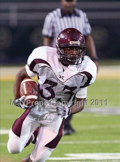 Thumbnail 2 in Granbury vs. Killeen ( 4A Division 1  Bi-District Playoff ) photogallery.