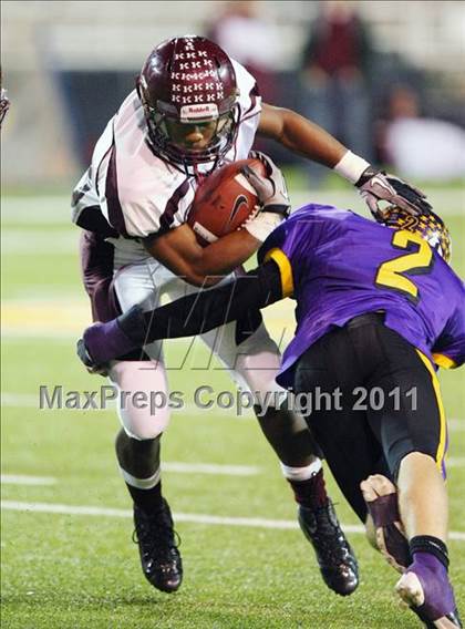 Thumbnail 1 in Granbury vs. Killeen ( 4A Division 1  Bi-District Playoff ) photogallery.