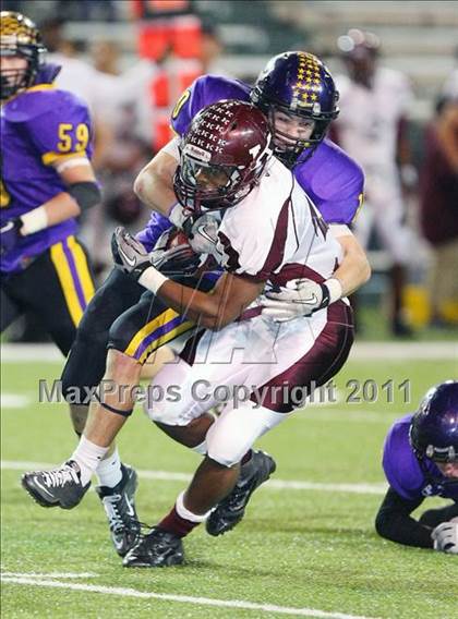 Thumbnail 2 in Granbury vs. Killeen ( 4A Division 1  Bi-District Playoff ) photogallery.