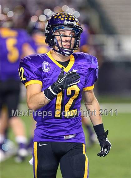 Thumbnail 3 in Granbury vs. Killeen ( 4A Division 1  Bi-District Playoff ) photogallery.