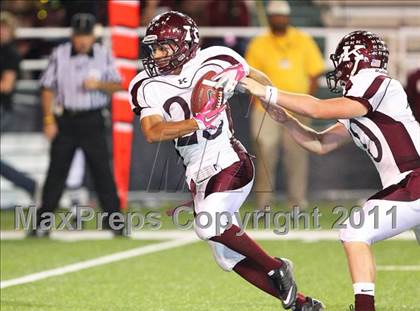 Thumbnail 3 in Granbury vs. Killeen ( 4A Division 1  Bi-District Playoff ) photogallery.