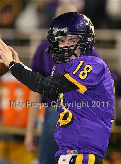 Thumbnail 3 in Granbury vs. Killeen ( 4A Division 1  Bi-District Playoff ) photogallery.