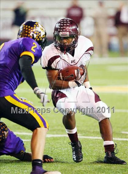 Thumbnail 3 in Granbury vs. Killeen ( 4A Division 1  Bi-District Playoff ) photogallery.