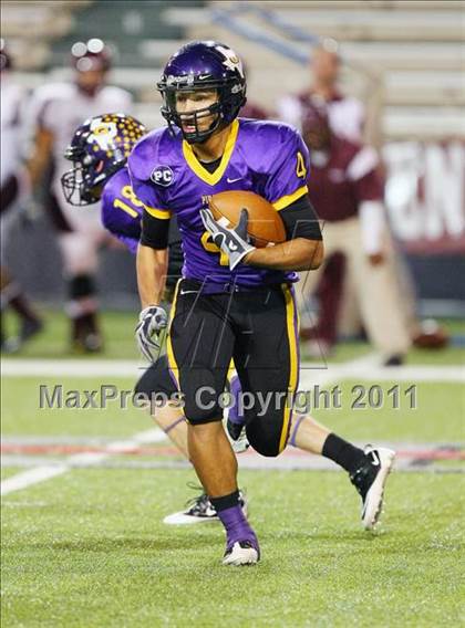 Thumbnail 1 in Granbury vs. Killeen ( 4A Division 1  Bi-District Playoff ) photogallery.