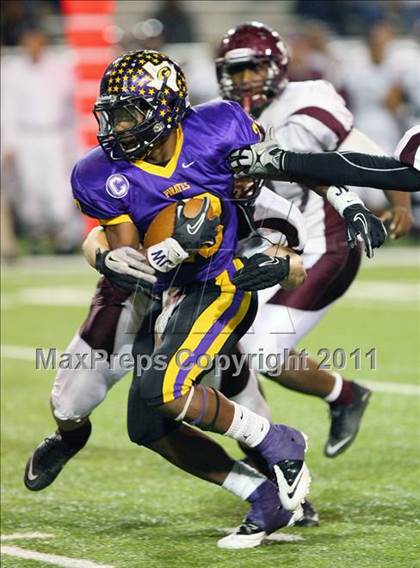 Thumbnail 3 in Granbury vs. Killeen ( 4A Division 1  Bi-District Playoff ) photogallery.