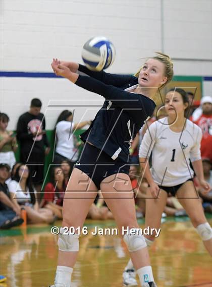 Thumbnail 3 in Kahuku vs. La Costa Canyon (Durango Fall Classic) photogallery.