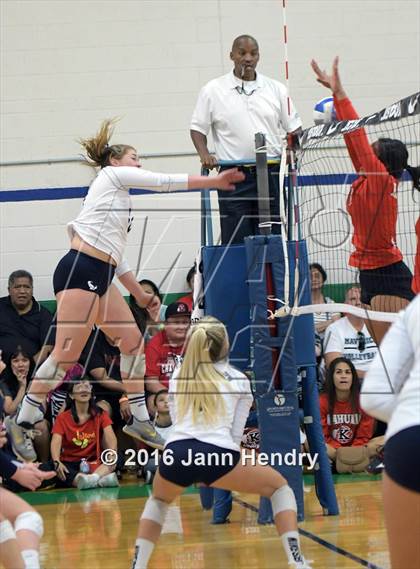 Thumbnail 2 in Kahuku vs. La Costa Canyon (Durango Fall Classic) photogallery.