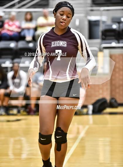 Thumbnail 1 in Crandall vs. Ennis photogallery.