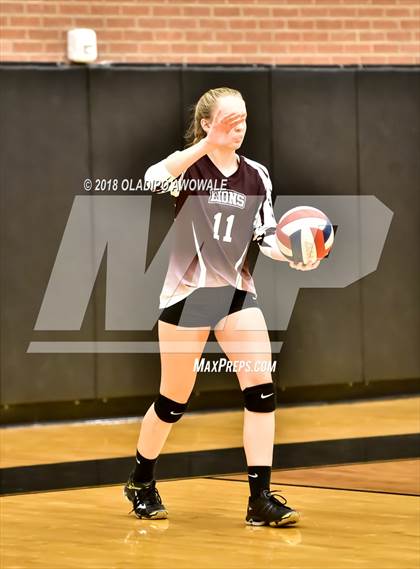Thumbnail 2 in Crandall vs. Ennis photogallery.