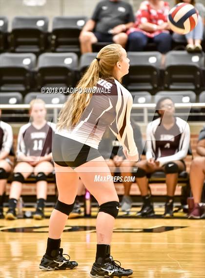 Thumbnail 1 in Crandall vs. Ennis photogallery.
