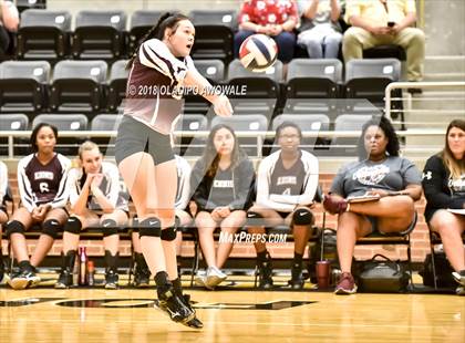 Thumbnail 2 in Crandall vs. Ennis photogallery.