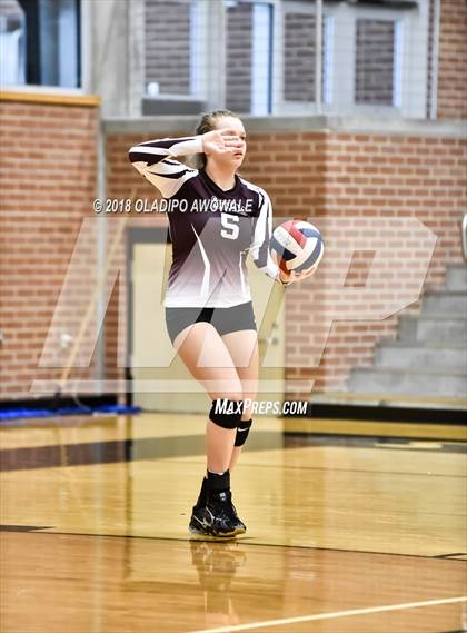 Thumbnail 3 in Crandall vs. Ennis photogallery.