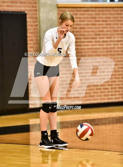 Thumbnail 1 in Crandall vs. Ennis photogallery.