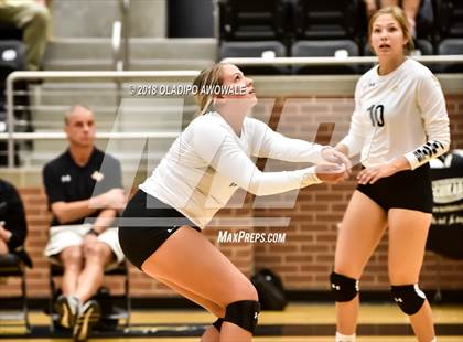 Thumbnail 2 in Crandall vs. Ennis photogallery.