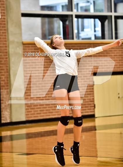 Thumbnail 3 in Crandall vs. Ennis photogallery.