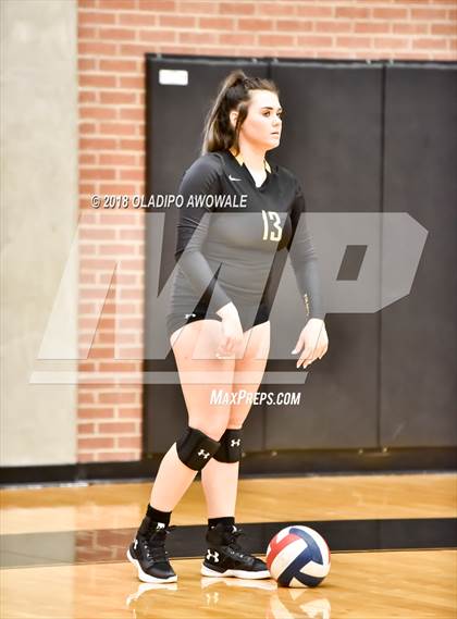 Thumbnail 1 in Crandall vs. Ennis photogallery.